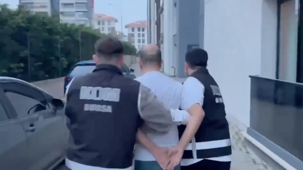 gulistan-doku-sorusturmasinda-tutuklanan-bashekimin-ifadesi-ortaya-cikti-kayitlarin-tahminen-silindigi-yonunde-gorusum-vardir-Ghy9fYZZ