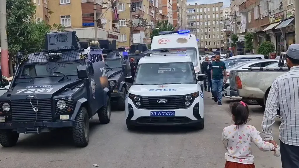 Diyarbakır’da Çıkan Kavga Sonucu 3 Kişi Yaralandı