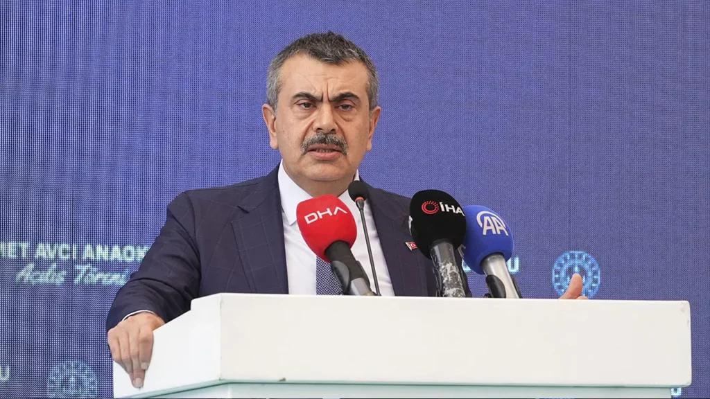 Eğitim-İş Başkanı Özbay: 969 Okul Yöneticisi Plansızca Toplantıya Çağrıldı