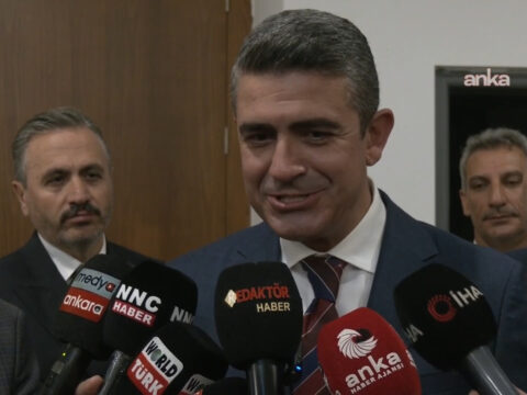 AKP’ye geçen Levent Koç’tan o görüşmeye dair açıklama: Mansur Yavaş ‘elimi öpmek istedi’ demişti