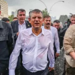 Chpde kritik hafta ozgur ozelin yeni parti takvimi netlesti LA52AWdN